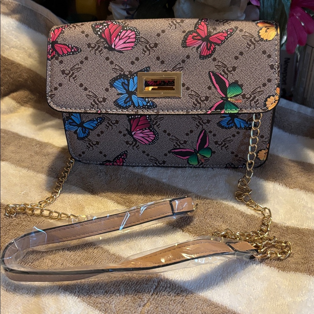 Butterfly Dsigns Multicolor Crossbody Bag